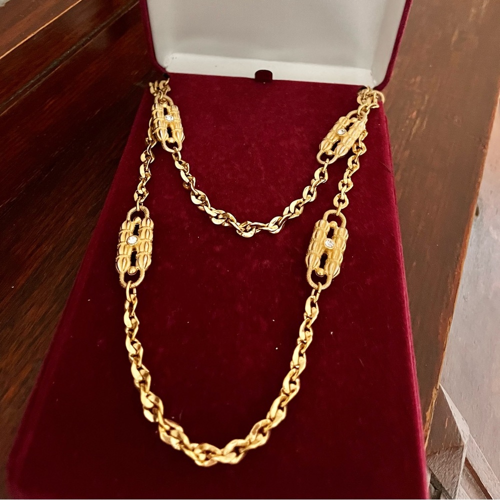 Camrose & Kross Jacqueline Kennedy Necklace / Belt.